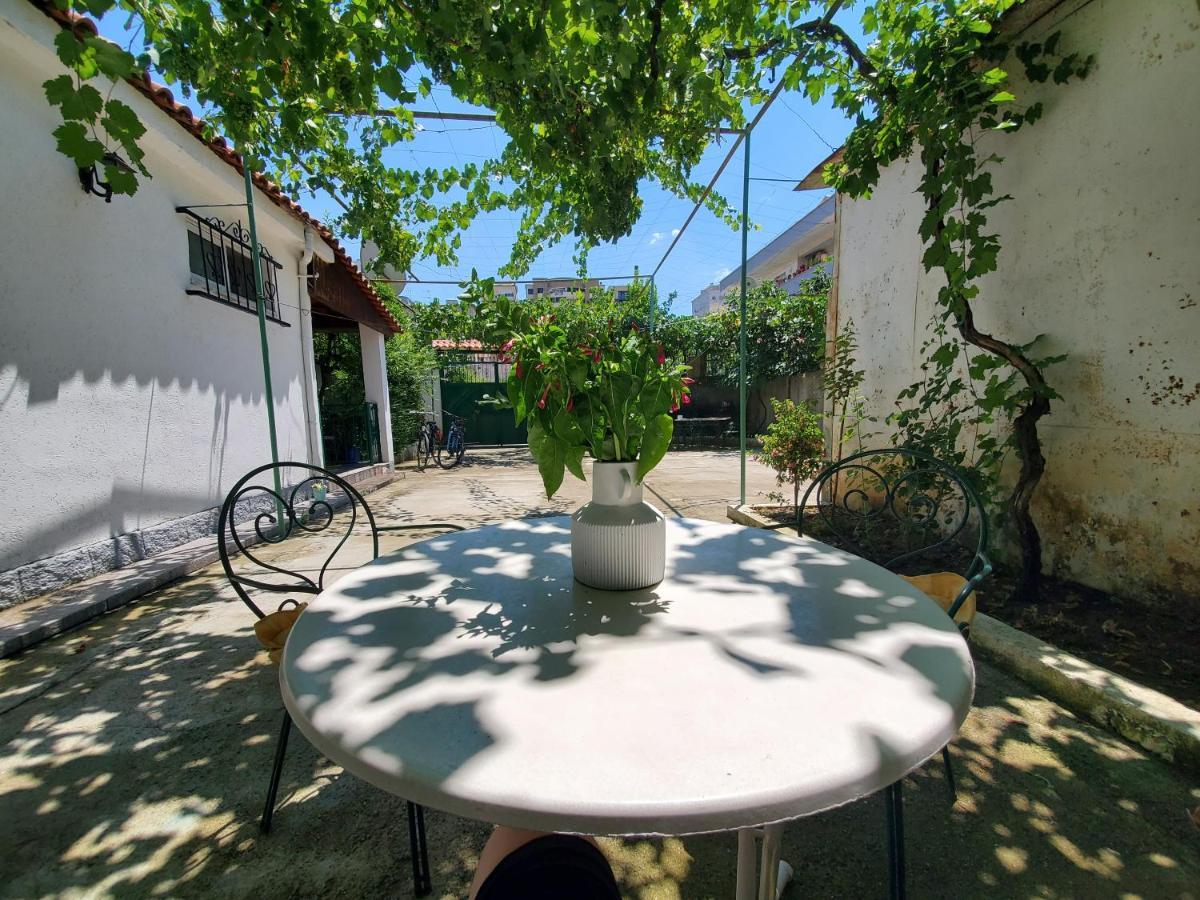 Unique Traditional House, Hosted By J&g * Tirana